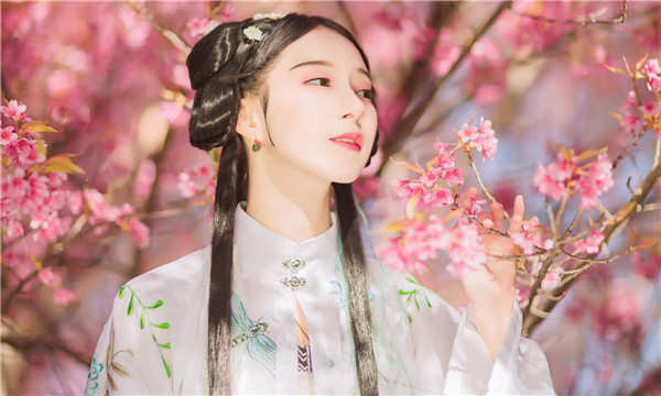 吊罗山乡供卵试管婴儿：助您实现家庭梦想的科学方案
